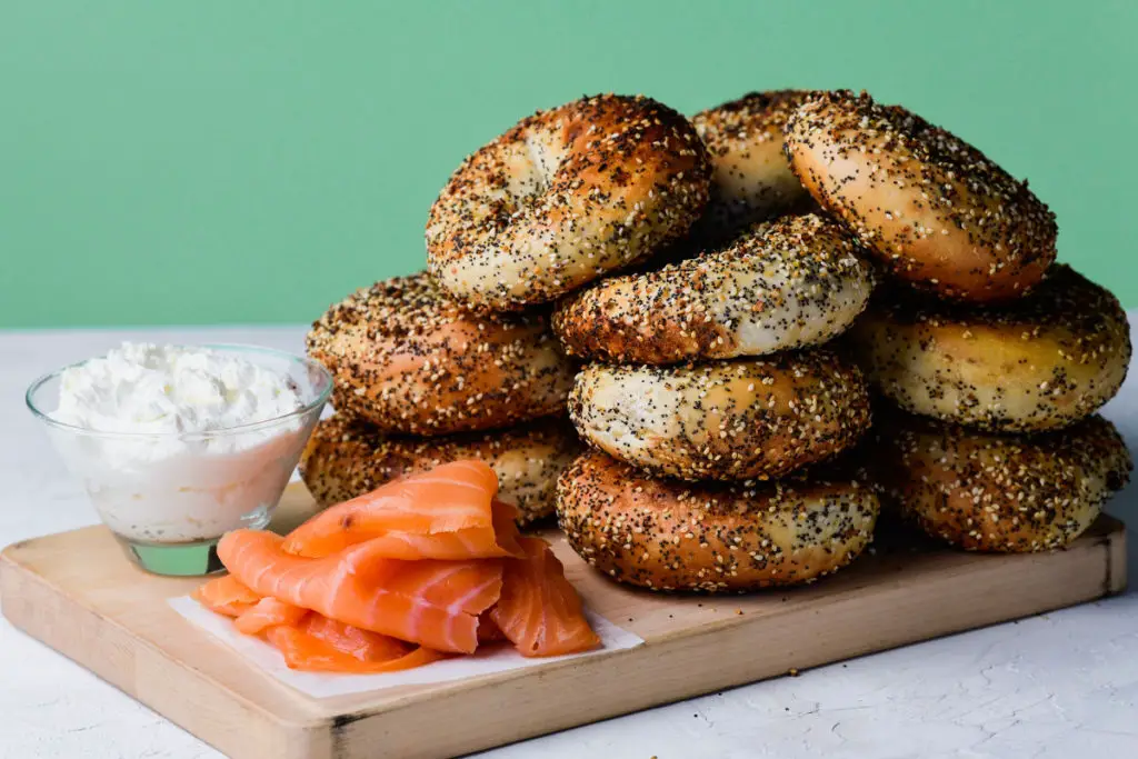 Black Seed Bagels opens at 200 Park Ave