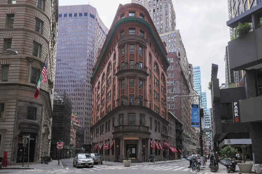 AMERICA’S FIRST FINE DINING RESTAURANT, DELMONICO’S, TO REOPEN IN SEPTEMBER