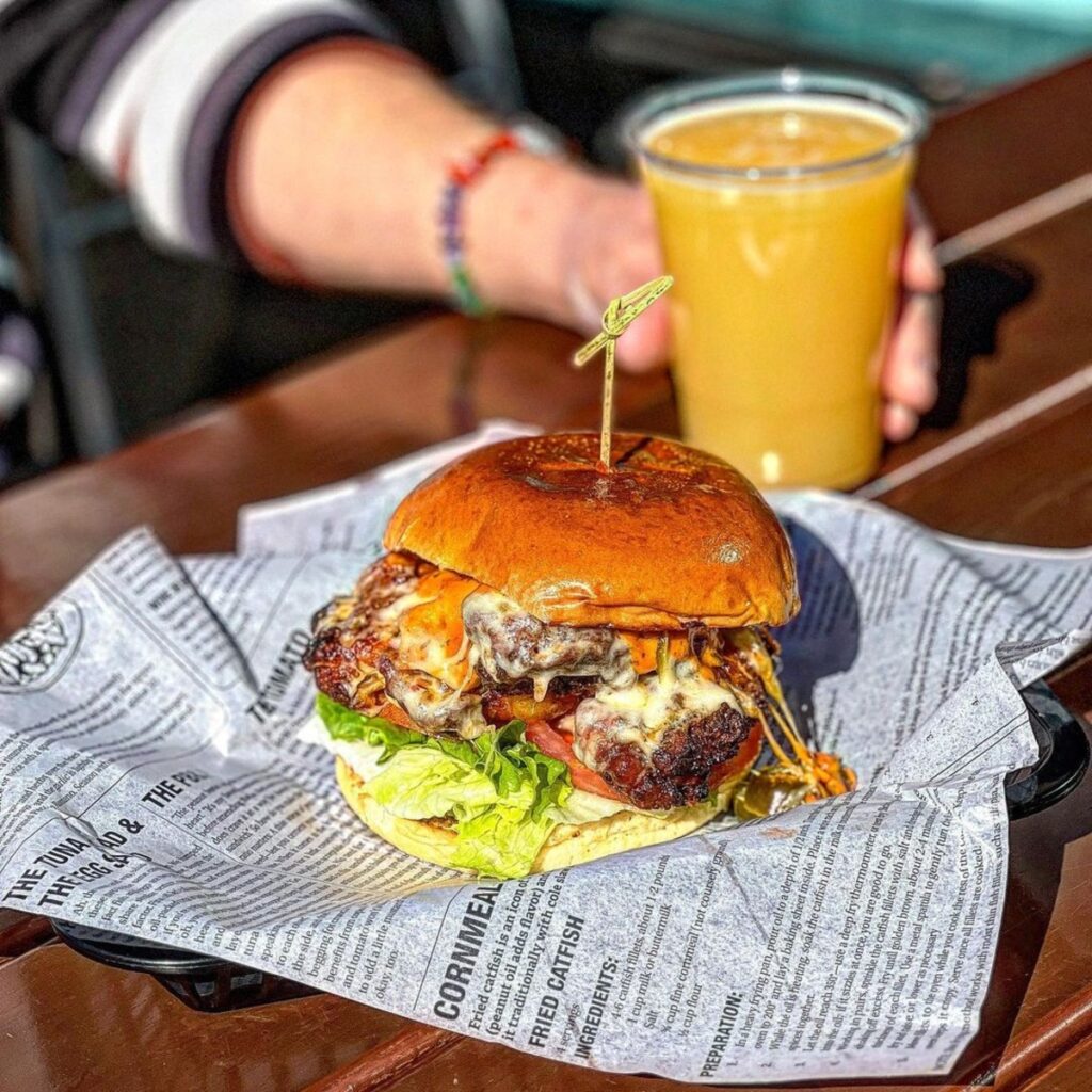 Team Behind Burger and Beer Joint in Queens to Open Bar in Manhattan